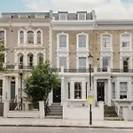 Traditional 2 Bed Apartment Notting Hill